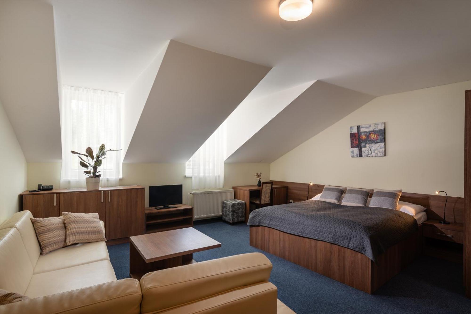 Horsky Hotel Remata Raztocno Eksteriør bilde